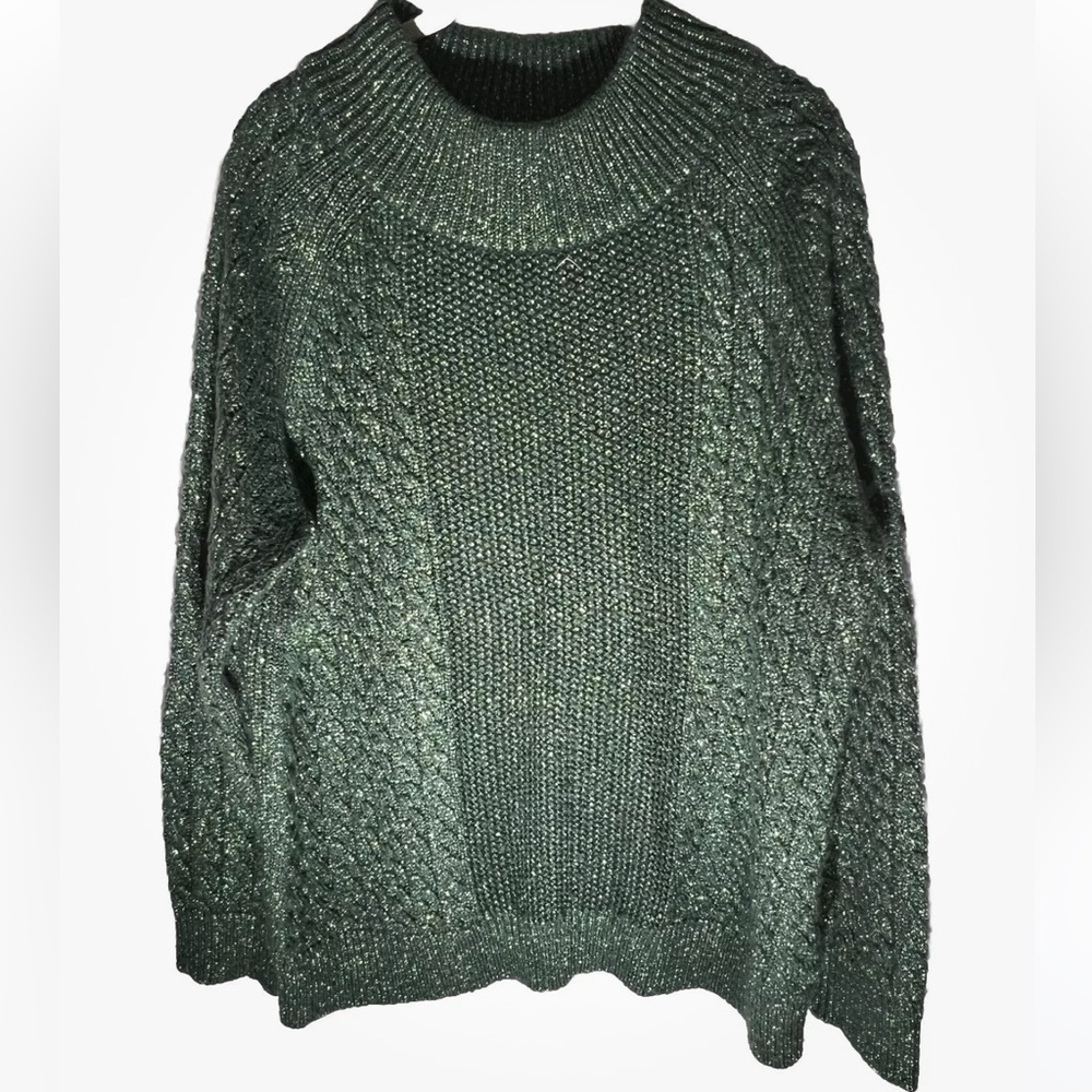 H&M green metallic gold threading Medium sweater polyester/acrylic with metallic